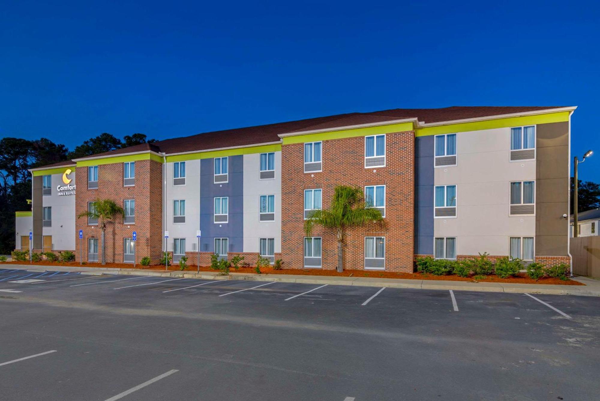 ברונסוויק Comfort Inn & Suites מראה חיצוני תמונה
